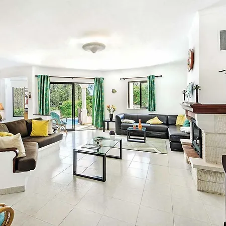 Sleeps 8 Pool Air Con Wifi Gale de Cima