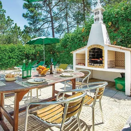 Sleeps 8 Pool Air Con Wifi *